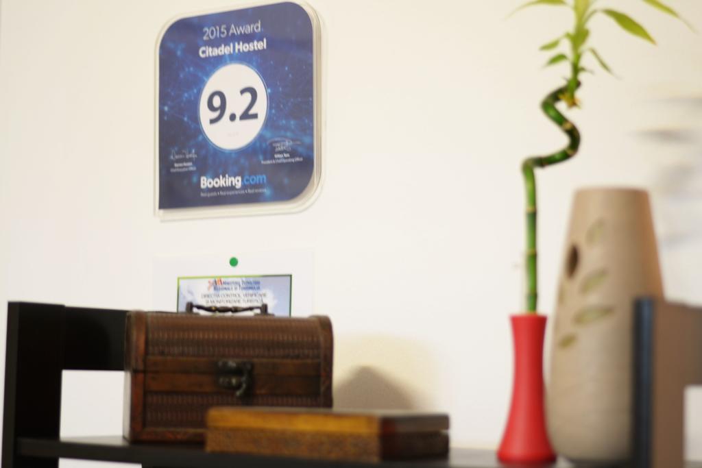 Citadel Hostel Алба-Юлия Экстерьер фото